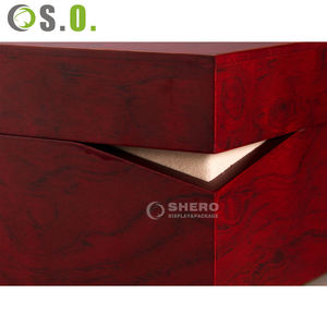 Caja de Reloj de Madera Roja de Alta Calidad, Caja de Reloj de Cuero de Lujo con Inserto de Terciopelo y Almohadilla para Reloj - Product Image 6
