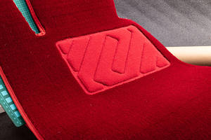 Alfombra de fieltro no tejido de poliéster de lujo perforada con aguja, superventas, <span class=keywords><strong>precio</strong></span> competitivo, alfombrillas para coche, tapetes de <span class=keywords><strong>suelo</strong></span> de China - Product Image 2