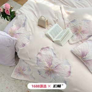 Hongchang Milk Fleece Four-Piece <b>Set</b> Thickened Anti-static Winter Princess <b>Bedding</b> Solid Color Embroidered - Product Image 3