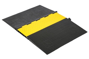 แผ่นยางปูพื้น PVC ป้องกันสายไฟ สำหรับคนพิการ รถยนต์ และคนเดินเท้า - Product Image 2