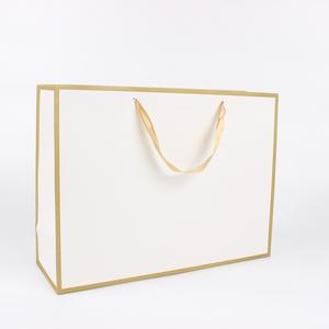 Bolsas de Papel Blancas de Lujo Personalizadas con Asas de Cuerda de Algodón, Impresión Flexográfica Reciclable, Logotipo Personalizado para Compras y Regalos - Product Image 4