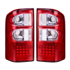 Conjunto de luz trasera duradera Patrol Y61 26550-VC325 Luz trasera 26555-VC325 Lámpara trasera de xenón y halógeno