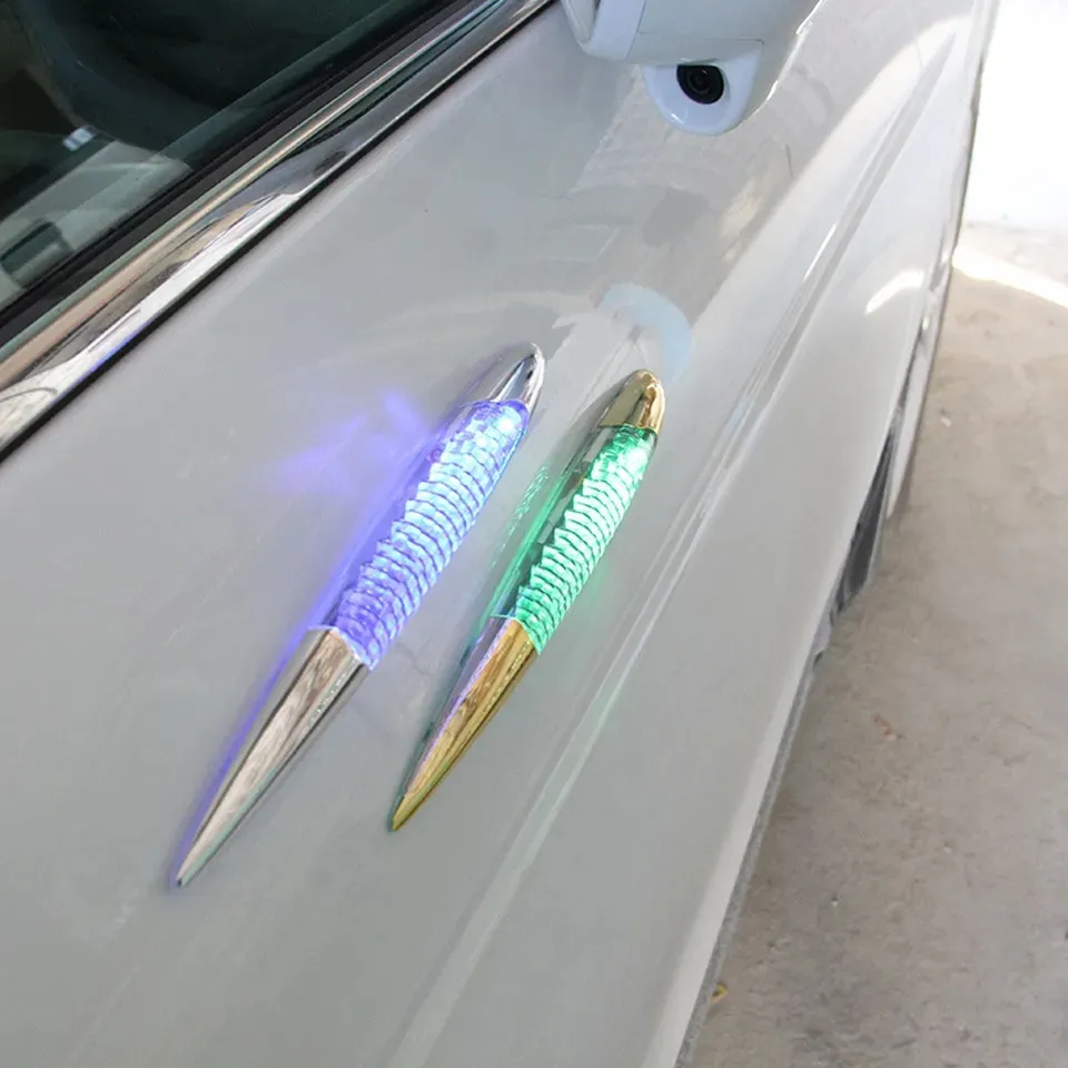 Car exterior decoration car exterior lights magnetic LED warning lights Auto accessories innovative car products gadgets