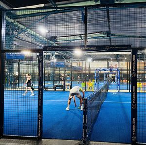 Pista de Pádel Panorámica Completa de Primera Categoría, Paquete Llave en Mano para Complejos Deportivos, Distribuidor Global de Exportación - Product Image 1