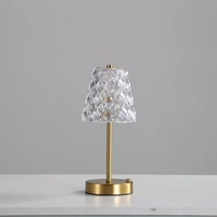 Décoration intérieure nordique lumière de bureau gradation sans fil Rechargeable Base en fer acrylique abat-jour cristal et or lampes de table