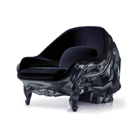 Fauteuil lounge de luxe italien en forme de crâne doré, design moderne en fibre de verre, style Art Déco, pour hôtel boutique, bar et projet de club