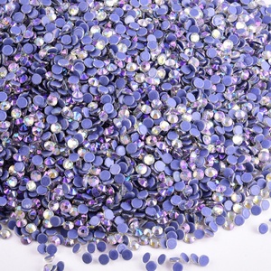 Strass thermocollants Oleeya effet lune scintillante, en verre et cristal, pour robe de mariée - Vente chaude - Product Image 2