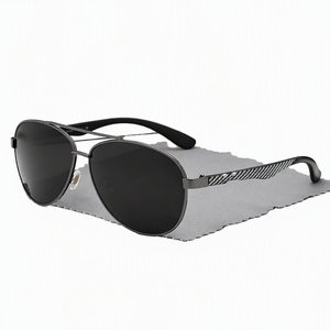 <span class=keywords><strong>Occhiali</strong></span> <span class=keywords><strong>da</strong></span> <span class=keywords><strong>Sole</strong></span> Pilot <span class=keywords><strong>RB</strong></span> Designer per Uomo, Polarizzati UV400, <span class=keywords><strong>Occhiali</strong></span> <span class=keywords><strong>da</strong></span> <span class=keywords><strong>Sole</strong></span> Classici di Lusso, Alta Qualità, <span class=keywords><strong>Occhiali</strong></span> <span class=keywords><strong>da</strong></span> Guida e <span class=keywords><strong>da</strong></span> Viaggio, Logo Personalizzabile - Product Image 1