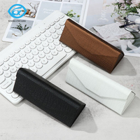 Étui à lunettes pliable en forme d'enveloppe triangulaire, étui rigide en cuir PU, logo personnalisé, boîte à lunettes portable