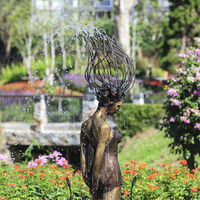 Sculpture d'art humain moderne Statue de fontaine de femme nue en bronze grandeur nature danseuse sexy en technique de coulée