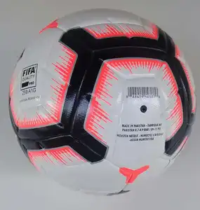 كرة قدم من مادة البولي يوريثان البلاستيكية بأفضل جودة في تخفيض كبير وحجم 5 4 3 مناسبة لرياضة كرة القدم كرة لفريق في التدريب المدرسي
