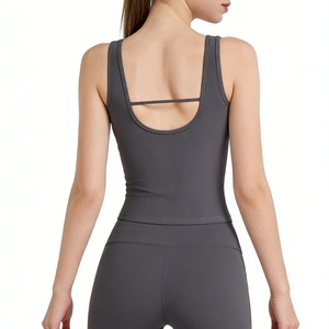 Top Deportivo Acanalado para Mujer con Sujetador Incorporado - Top Corto de Yoga con Espalda Descubierta Personalizable con Tu Logotipo a la Moda - Product Image 2