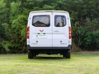 Wuling Yangguang Pro 2026 401~500 km Véhicule Électrique (EV) et Hybride, Micro-fourgonnette Passagers/Marchandises, Fourgonnette Commerciale pour Transport Urbain