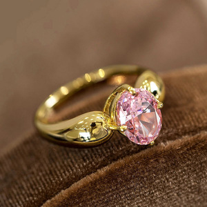 Anello Principessa Rosa per Donne, Elegante Stile Nuziale, Gioiello alla Moda per Feste e Uso Quotidiano, Idea Regalo - Product Image 1