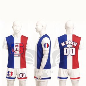 ชุดเสื้อและกางเกงฟุตบอลสั่งทำขายส่ง ผ้าโพลีเอสเตอร์ 100% แห้งเร็ว - Product Image 2