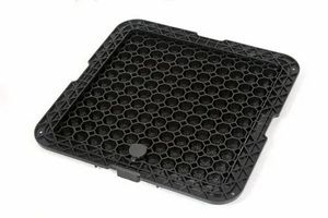 Couvercle de trou d'homme en plastique carré, couvercle industriel noir en PVC de 45mm d'épaisseur pour trou utilitaire d'accès au drainage fabriqué en Inde - Product Image 3