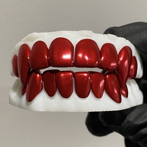 Grilles dentaires personnalisées en argent 925 plaqué or rouge, style hip-hop, vampire, pour hommes et femmes - Product Image 1