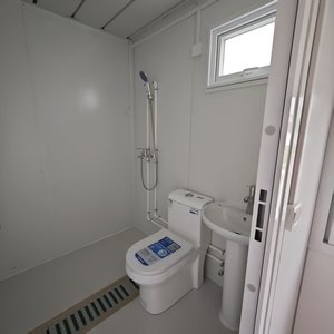 Casa Container Prefabbricata Smontabile, Impermeabile e Termoisolata, Adatta per l'Abitazione in Condizioni Climatiche Umide e Piuvolose dell'Isola di <span class=keywords><strong>Chiloé</strong></span> - Product Image 5