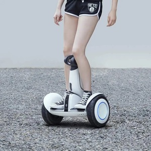 Patinete de Equilibrio de Dos Ruedas PIUS con Motor sin Escobillas, Sensor de Carga de 120 kg, Control Remoto, Seguimiento Automático, Patinete para Niños de 30-50 km/h - Product Image 5