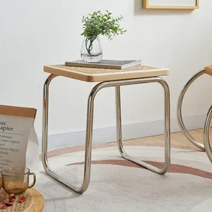간단한 중간 등나무 짠 벤치 골동품 스테인레스 스틸 침대 의자 홈 거실 코너 작은 사각형 티 테이블