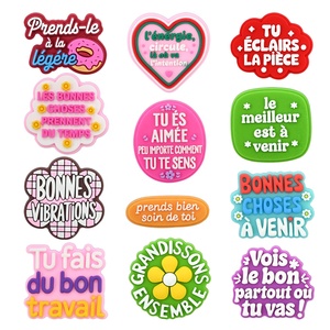 XB gros dessin animé personnalisé mode motivation français phrase sabot décoration Pvc belle langue émotion lettre chaussure charme - Product Image 1