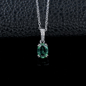 Collier en argent sterling 925 avec émeraude cultivée en laboratoire - Product Image 2