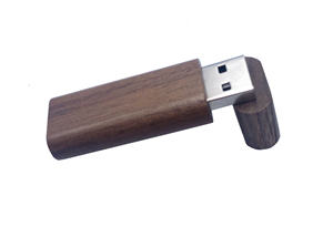 فلاش USB مخصص بشعار إبداعي من خشب القيقب بتشطيب الجوز، سعات متاحة من 4 جيجابايت إلى 64 جيجابايت، يشمل علبة، منتج ترويجي - Product Image 5