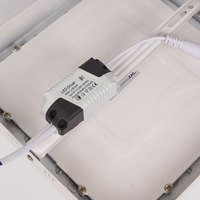 Petit panneau lumineux LED moderne Lampe en PVC Éclairage commercial facile pour la maison Éclairage direct d'usine Plafonnier en aluminium monté en surface