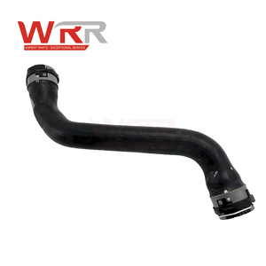 1675019603 ท่อบายพาสเทอร์โมสตัทน้ำหล่อเย็นเครื่องยนต์สำหรับเบนซ์ W167 X167 GLE450 GLS450 ท่อยางยืดหยุ่นสำหรับระบายความร้อนอะไหล่พรีเมี่ยม - Product Image 2