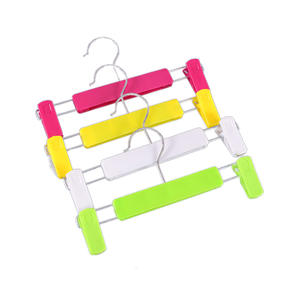 DS5651 <span class=keywords><strong>Porte</strong></span>-manteau à épaules larges et antidérapantes Cintres pour pantalons et jupes avec clips Cintres pour enfants Cintres pour enfants en plastique - Product Image 6