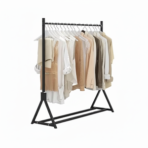 กระเป๋าใส่เสื้อโค้ทโลหะสีดำพร้อมขาตั้งดีไซน์หรูหราทำมือทรงโบราณ - Product Image 1