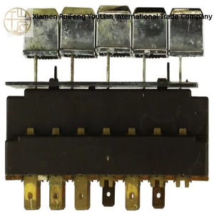 175d1444g027 Wh12x1058 Schakelaar Nieuw Origineel Direct Leverbaar Industriële Automatisering Pac Specifieke PLC Programmeringscontroller - Product Image 1