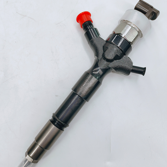 fuel injector 23670-09060 23670-30300 23670-09360 injector for TOYOTA Hilux 2KD-FTV D-4D injector nozzle 23670-09060 095000-552#