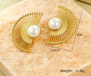 Retro grabado estilo punk geométrico 18K chapado en oro de acero inoxidable Irregular Oval perla Stud pendientes para las mujeres - Product Image 6