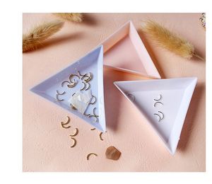 Bandejas clasificadoras de cristal al por mayor para decoración de uñas triángulo plástico negro <span class=keywords><strong>rosa</strong></span> azul con placa clasificable de diamantes de imitación sueltos - Product Image 4