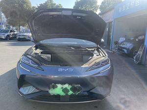 Voiture d'occasion EV Pure Electric BYD Sealion 07 610KM Longue autonomie de la batterie Version ADAS Peinture d'origine Faible kilométrage Modèle 2025 Pas cher - Product Image 2