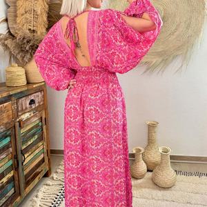 ชุดเดรสยาวลายดอกไม้หรูหราสำหรับงานปาร์ตี้ฤดูร้อนแบบผูกคอ โชว์หลังลึก ดีไซน์สง่างาม รับผลิตตามแบบ (OEM) - Product Image 6