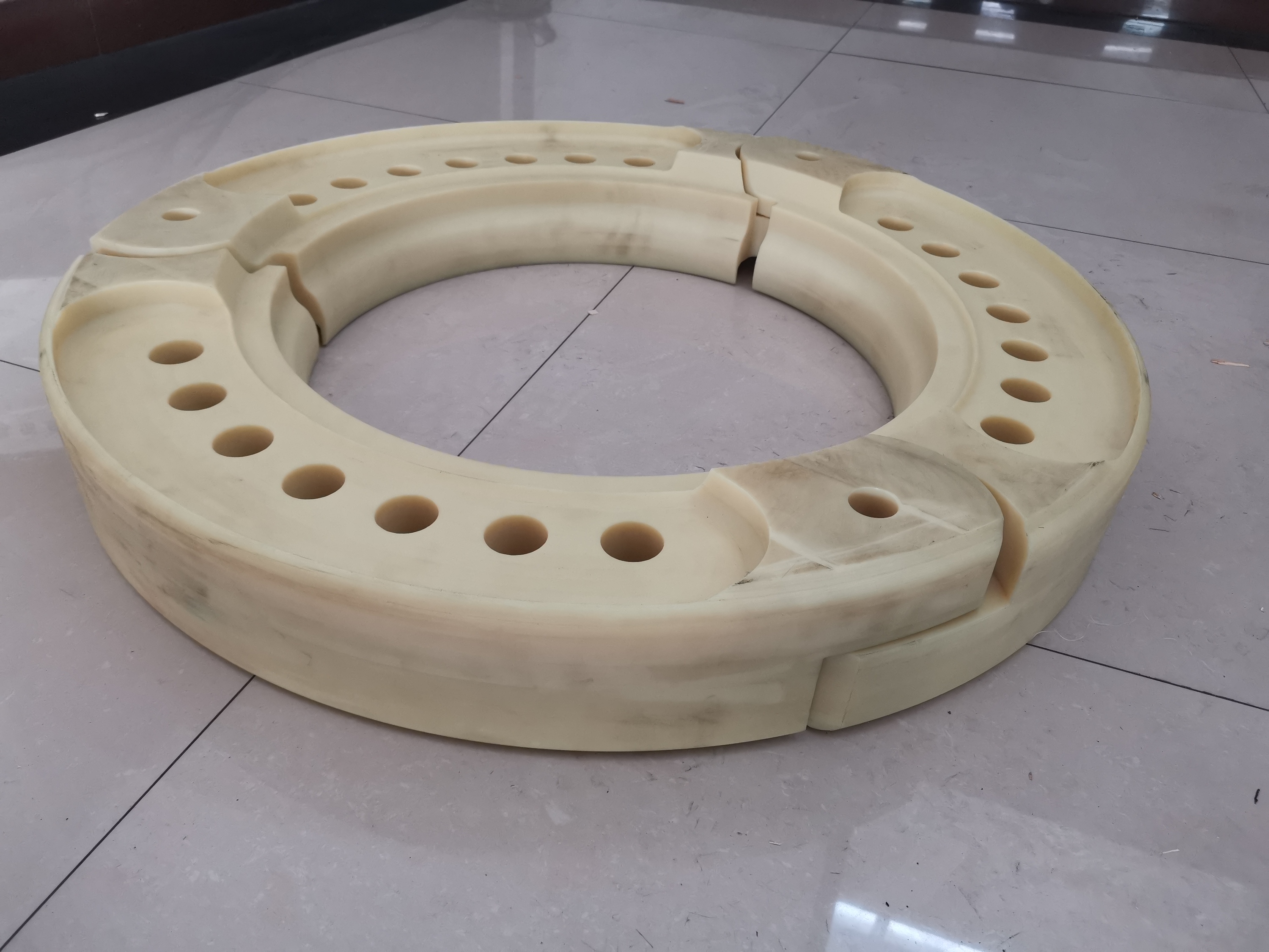 3 Pieces Fast Delivery Direct Manufacturer Supply Polymer Material 20 21 22 Inch Run Flat Insert Enables Vehicle Running