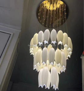 Lámpara de Araña Moderna de Lujo con Forma de Flor de Tulipán, Cúpulas de Cerámica con Capullos Florecientes, Lámparas Ovaladas Personalizadas con Altura Ajustable - Product Image 5