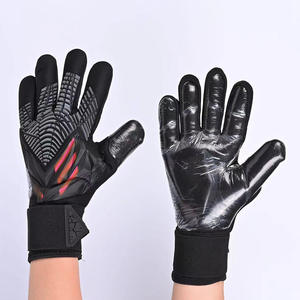 <span class=keywords><strong>Gants</strong></span> <span class=keywords><strong>de</strong></span> football professionnels en latex <span class=keywords><strong>de</strong></span> 3mm pour enfants et gardiens <span class=keywords><strong>de</strong></span> but Équipement d'entraînement en <span class=keywords><strong>mode</strong></span> <span class=keywords><strong>de</strong></span> préhension personnalisable Utilisation en extérieur - Product Image 4