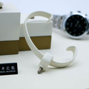 ساعة فاخرة عالية الجودة بالجملة حامل عرض حلقة C من المصنع تصميم أصلي نافذة العرض - Product Image 5