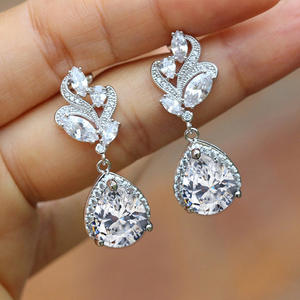 Boucles d'oreilles pendantes bleues E1804 pour femme, classiques, en cristal et strass, taille poire, serti clos, bijoux de mode pour soirée - Product Image 5