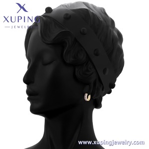 X001110825 <span class=keywords><strong>XUPING</strong></span> Pendientes al por Mayor, Bañados en Oro de 14K, con Circonitas Púrpuras, Tipo Huggie, Elegantes y Delicados, Joyería de Moda para Mujer - Product Image 2