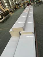 Panneaux sandwich en polyuréthane d'aluminium isolant en polystyrène pour l'extérieur des murs de la maison préfabriquée