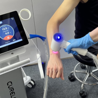 Appareil de thérapie laser de classe IV avec écran tactile, modes prédéfinis pour humains et animaux, physiothérapie, réadaptation