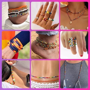 Vente en gros de perles de verre de millet de 36 couleurs, très demandées, pour la création de bracelets, colliers et bagues faits main, en coffrets. - Product Image 4
