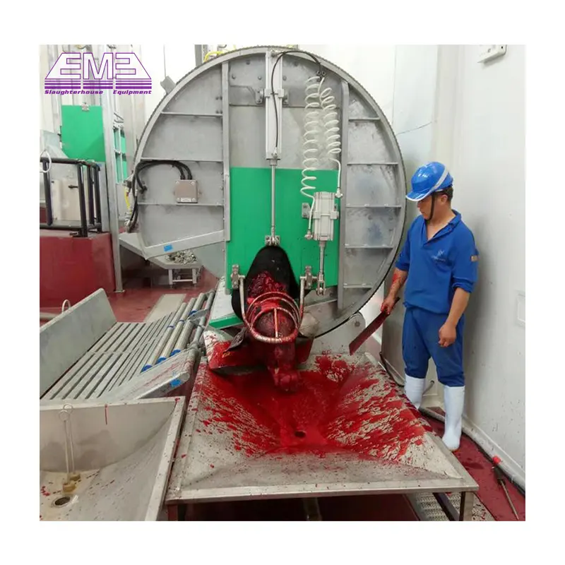 Machine à tuer les vaches Boîte d'abattage Bovins et machine d'abattage rituel Halal d'animal de vache pour équipement d'abattage des vaches