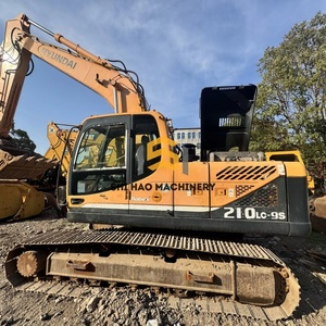 Prix bas pour les travaux de construction et de bâtiment à grande échelle : Excavatrice sur chenilles Hyundai R210LC-9S d'occasion de 21 tonnes - Product Image 1