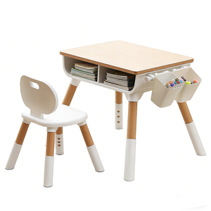 Set Scrivania e 2 Sedie per <span class=keywords><strong>Bambini</strong></span>, Mobili per Studio e Apprendimento, per Camera da Letto e Soggiorno, Uso Domestico Durevole in <span class=keywords><strong>Legno</strong></span> - Product Image 1