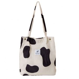 Bolsa de palma ecológica grande, ligera y transpirable con cierre abierto y forro de poliéster, ideal para mujeres en vacaciones en la playa. - Product Image 4